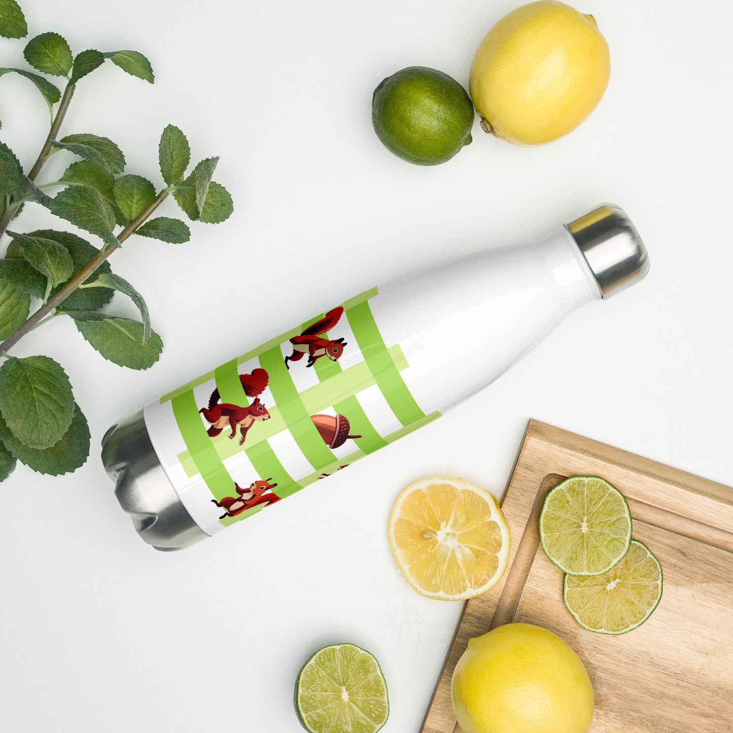Playing Squirrel Stainless steel water bottle